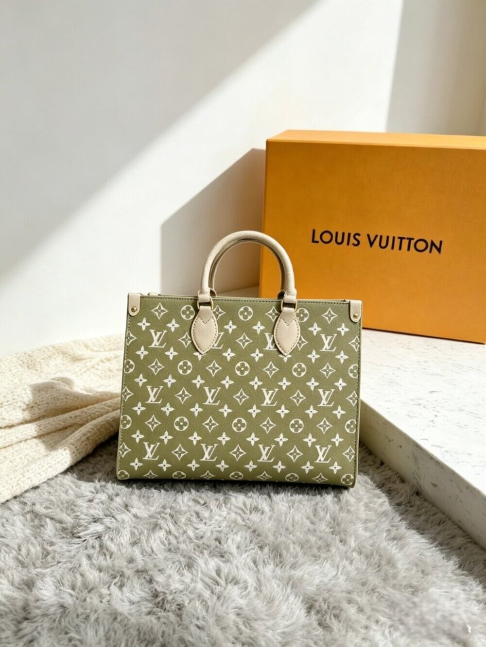 Louis Vuitton MM Green